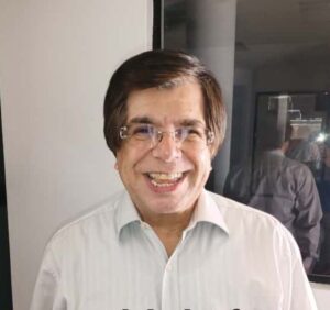 EXCARCELAN AL PROFESOR RICARDO BERRÍOS TRAS CUATRO MESES DE DETENCIÓN