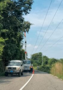 CORPOELEC Y ALCALDÍA DE CARACHE EJECUTAN PLAN DE PICA Y PODA PARA FORTALECER EL SISTEMA ELÉCTRICO Y DE TELECOMUNICACIONES